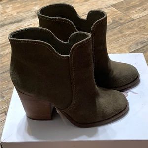 Jessica Simpson Boots